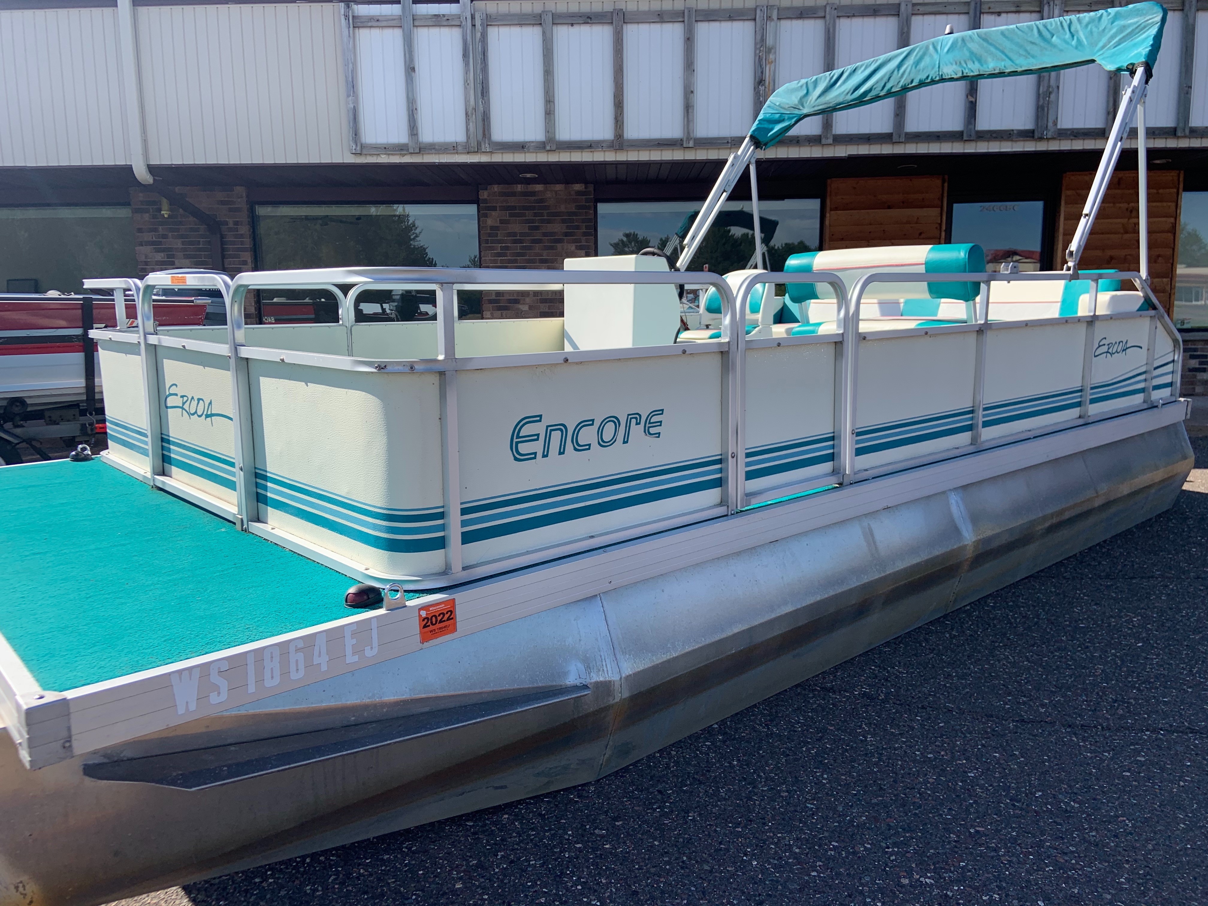 Chucks Garage and Marine